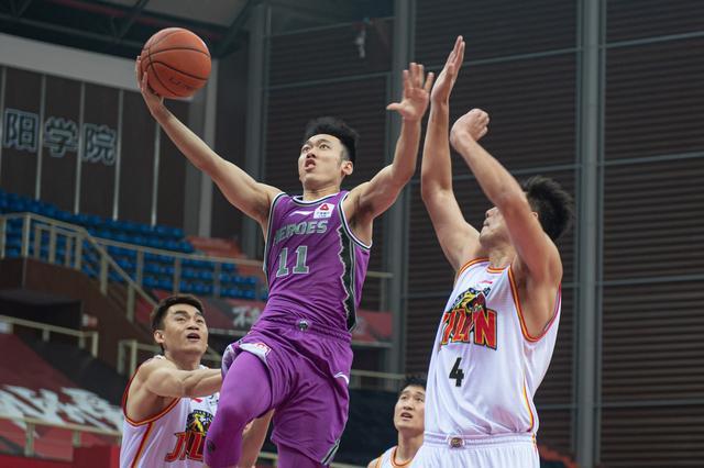 九游首页 -加时末段山东男篮强势反弹——英超节点到来，信心回归，轮换策略成焦点(山东特种兵事件始末)